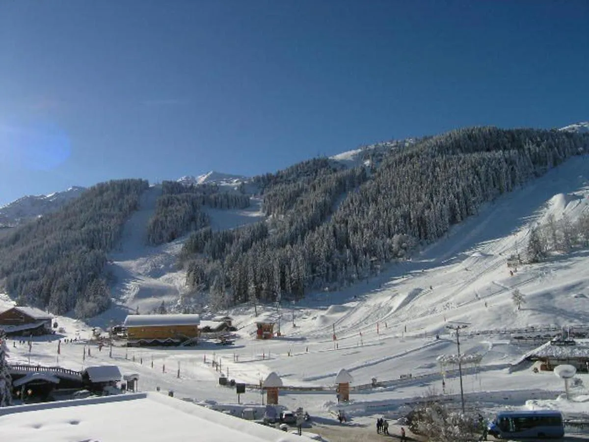 Appartement Cosy 5 Pers, Centre Meribel, Balcon Expose Sud, Sejour Divise, Casier A Ski - Fr-1-180-203 0*, Meribel