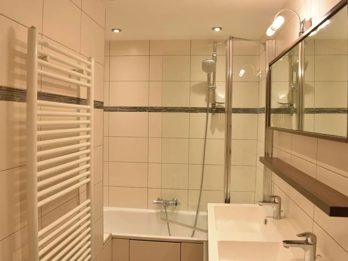 Appartement Cosy 5 Pers, Centre Meribel, Balcon Expose Sud, Sejour Divise, Casier A Ski - Fr-1-180-203 Apartment