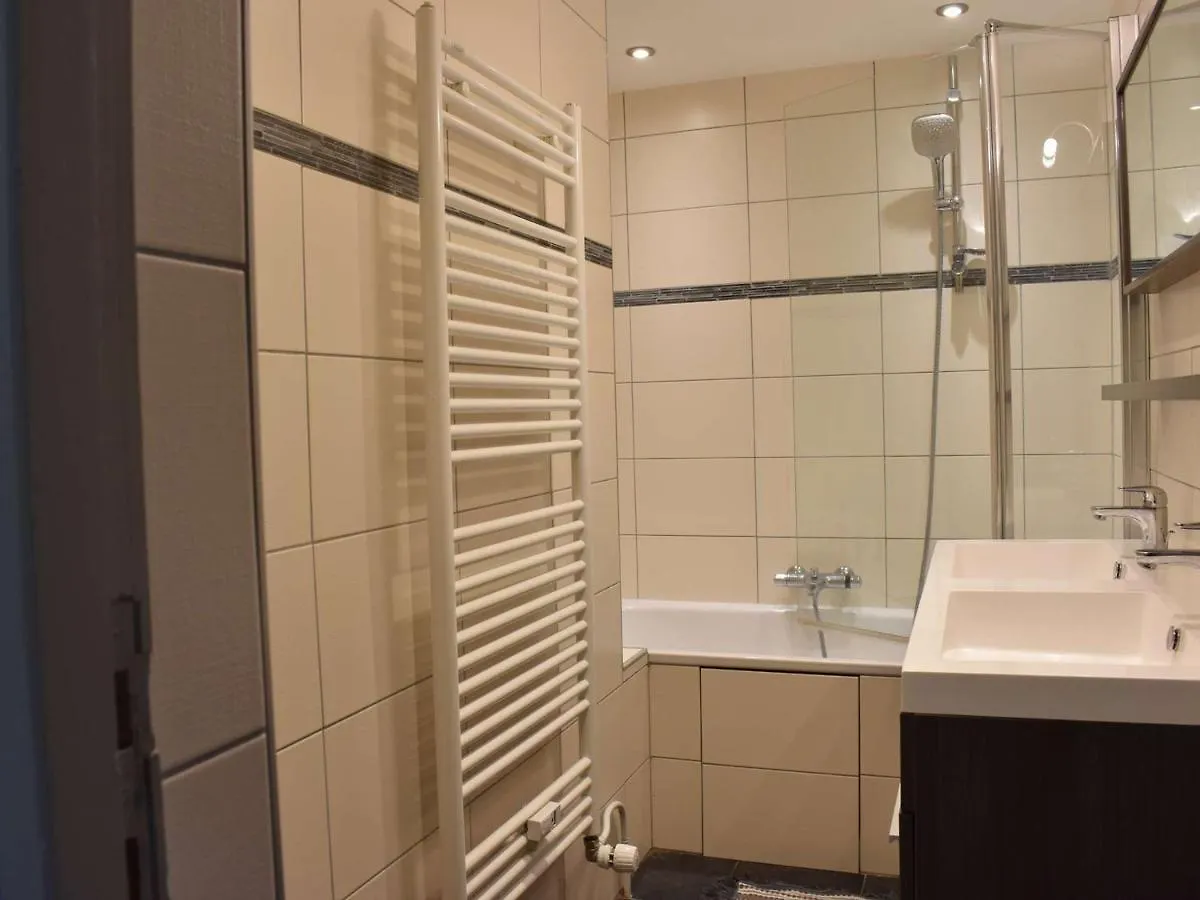 Appartement Cosy 5 Pers, Centre Meribel, Balcon Expose Sud, Sejour Divise, Casier A Ski - Fr-1-180-203 Apartment Meribel